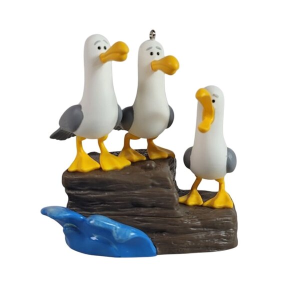 Hallmark Christmas Ornament Finding Nemo Mine! Mine! Mine! Magic 2018 WORKS - Picture 3 of 13